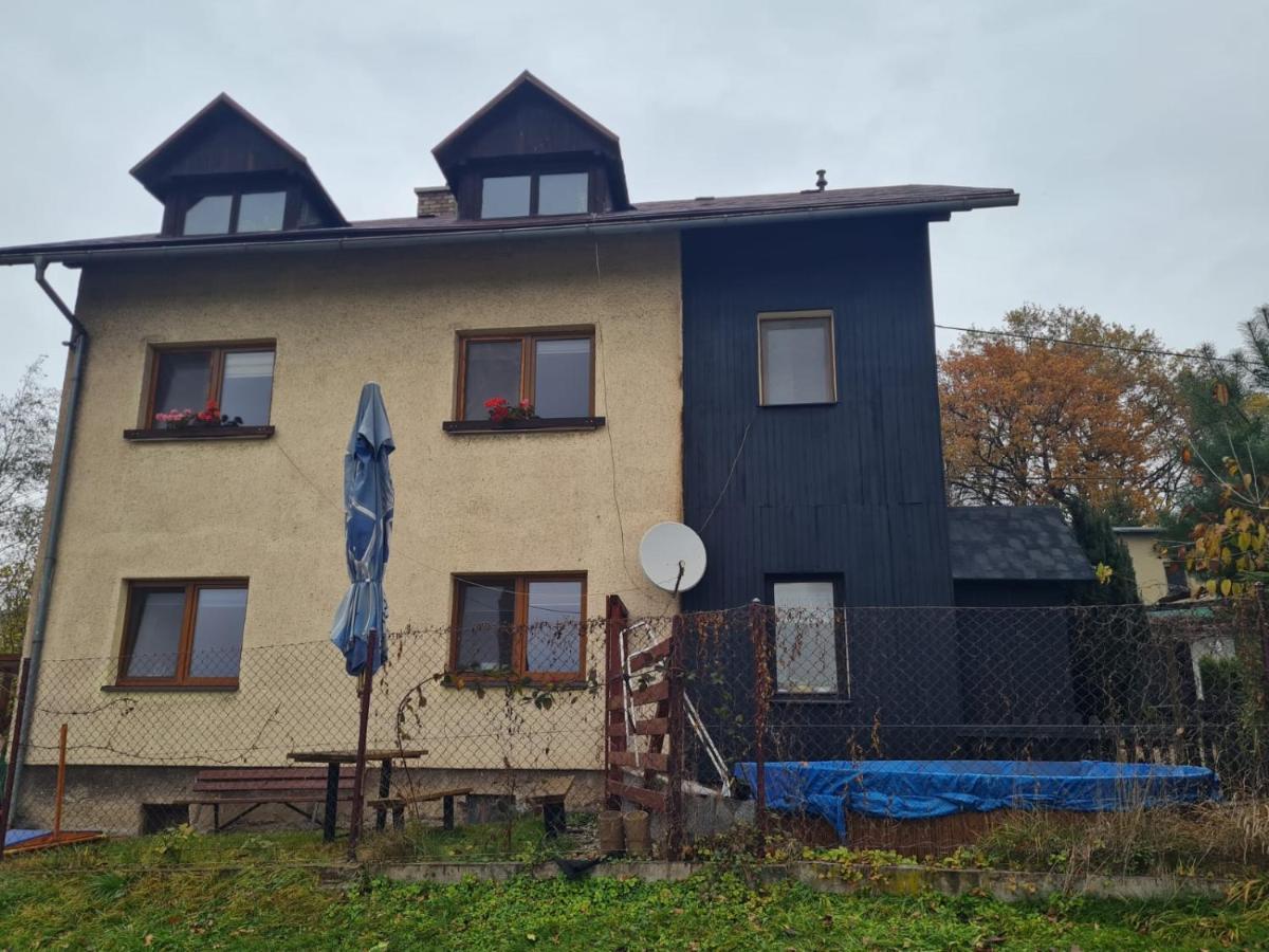 Malebny Rodinny Dum V Prirode, Sauna, Bbq Trinec Eksteriør bilde
